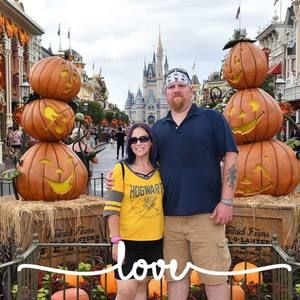 Meet your Posher, Holly